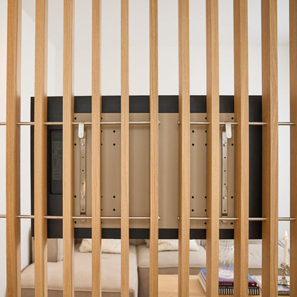 EMBRACE | Nell TV-Mount