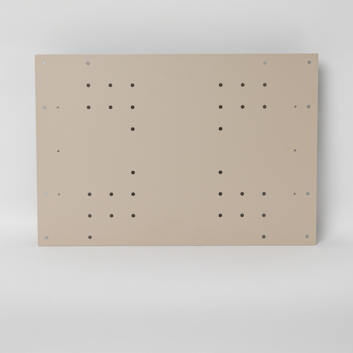 EMBRACE | Nell TV-Mount