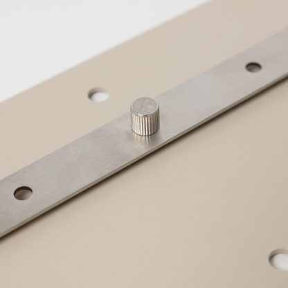 EMBRACE | Nell TV-Mount