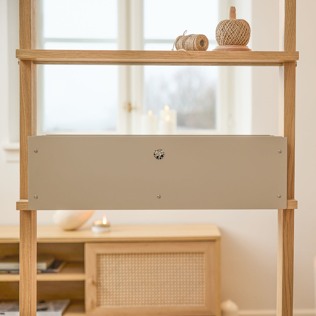 EMBRACE | Lova Wood Shelf